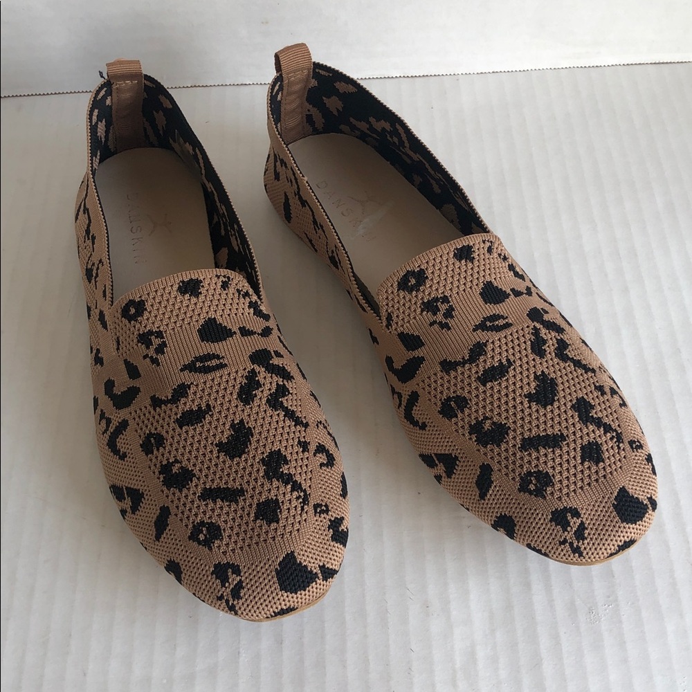 Danskin Animal Print Knit Loafer Slip-on Flats Size 9 - Picture 3 of 10